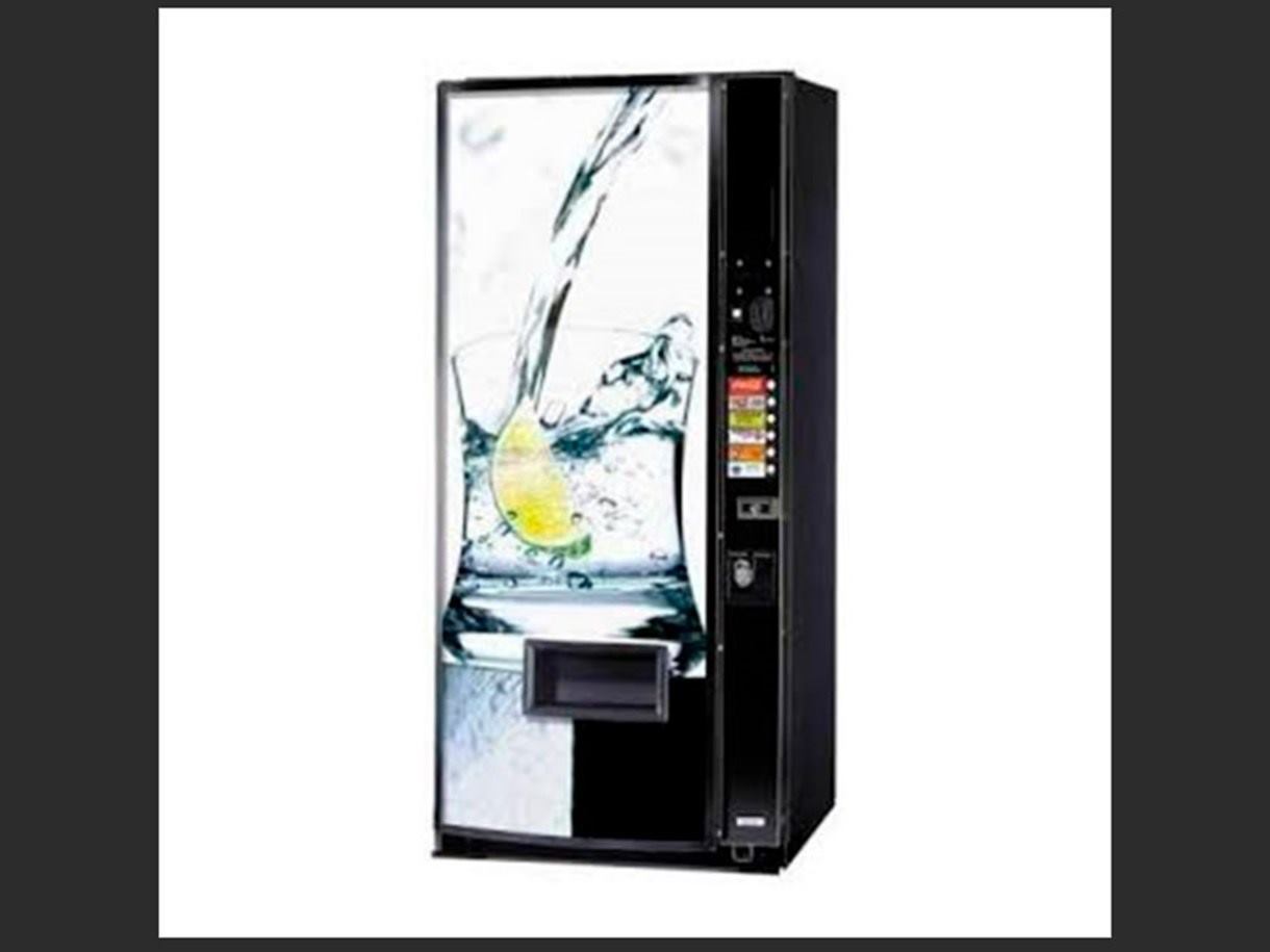 maquina dispensadora de refrescos y snacks